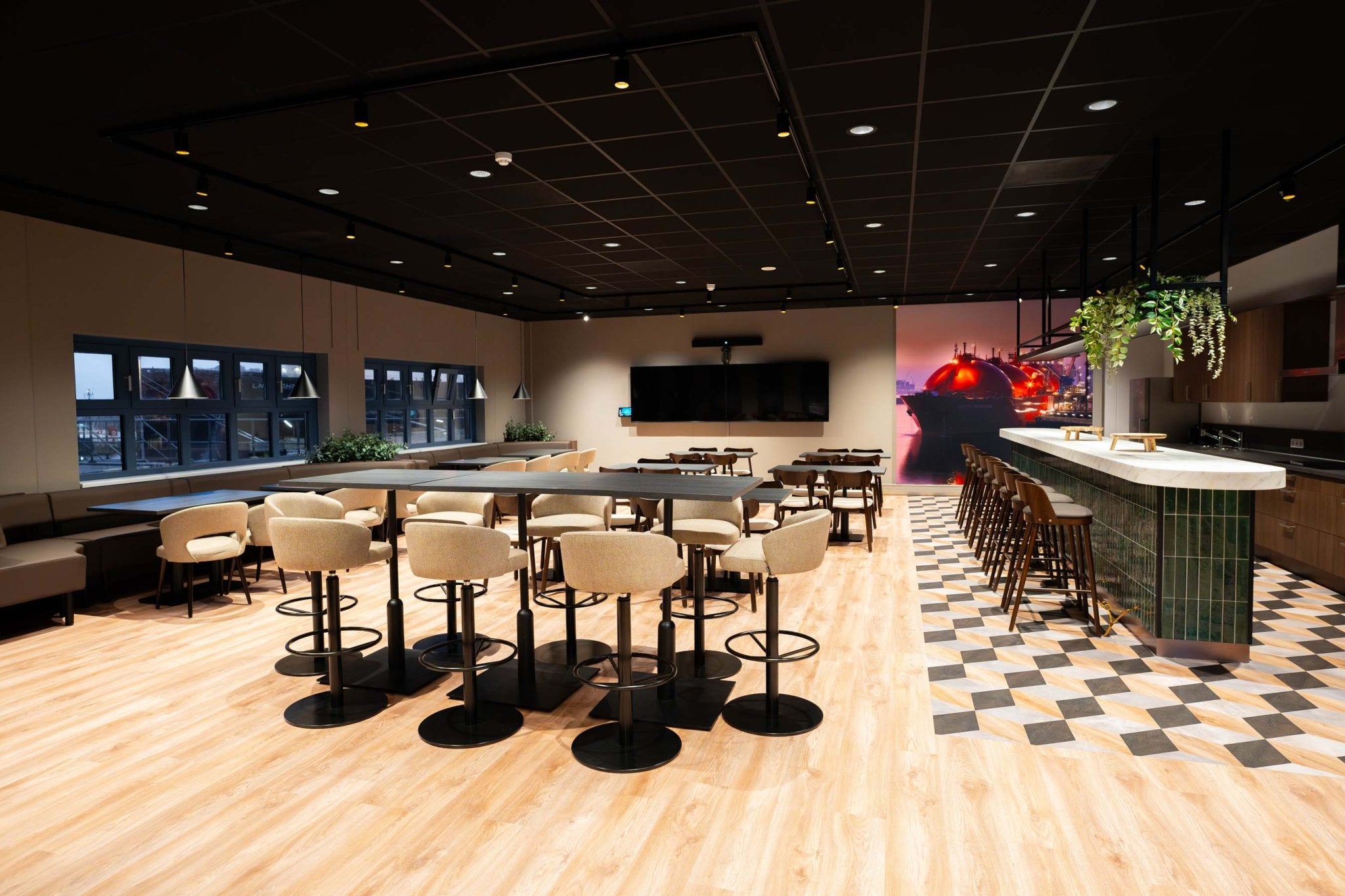 Maasvlakte: eigentijdse Bedrijfsrestaurant in Rotterdam