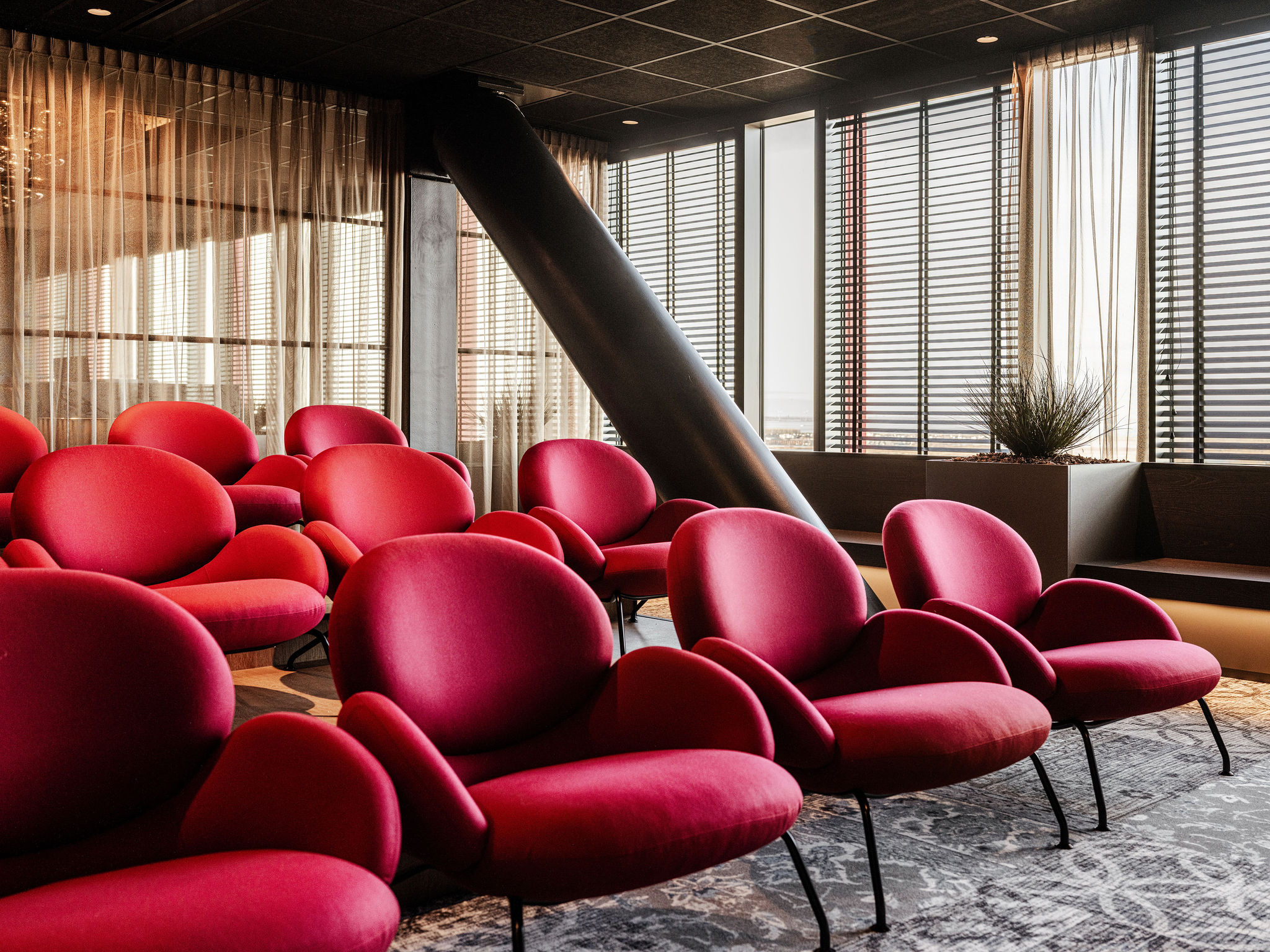 interieurarchitect Wildenberg interieurarchitectuur Benkey WTC Almere 21e verdieping We Complete Liviza bioscoop